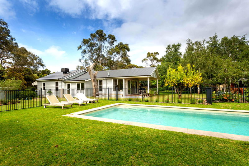 Balnarring Botanical Cottage (Heated Pool)