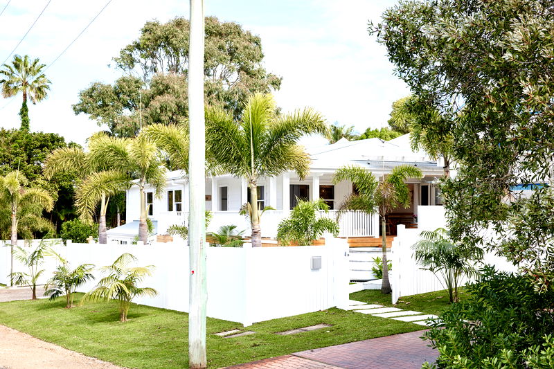 Picadilly Palms (With spa & IR sauna)