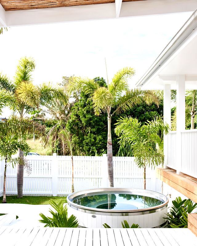 Picadilly Palms (With spa & IR sauna)