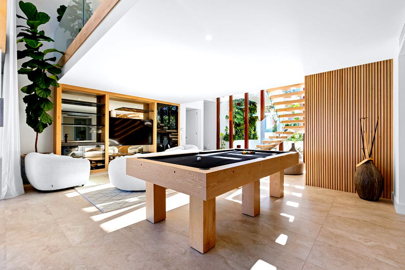 Beaches at Sunrise (Heated Pool)