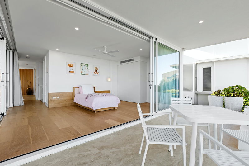 Beaches at Sunrise (Heated Pool)