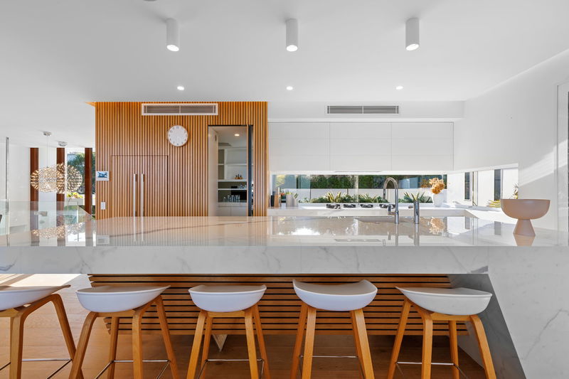 Beaches at Sunrise (Heated Pool)