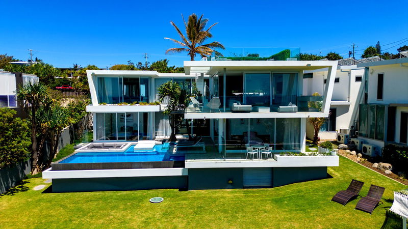 Beaches at Sunrise (Heated Pool)