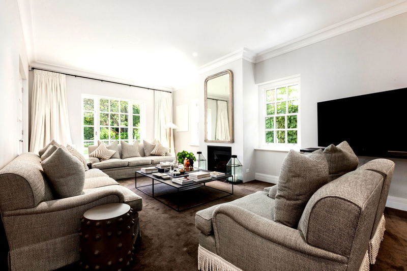 Resort House Toorak (Heated Pool)