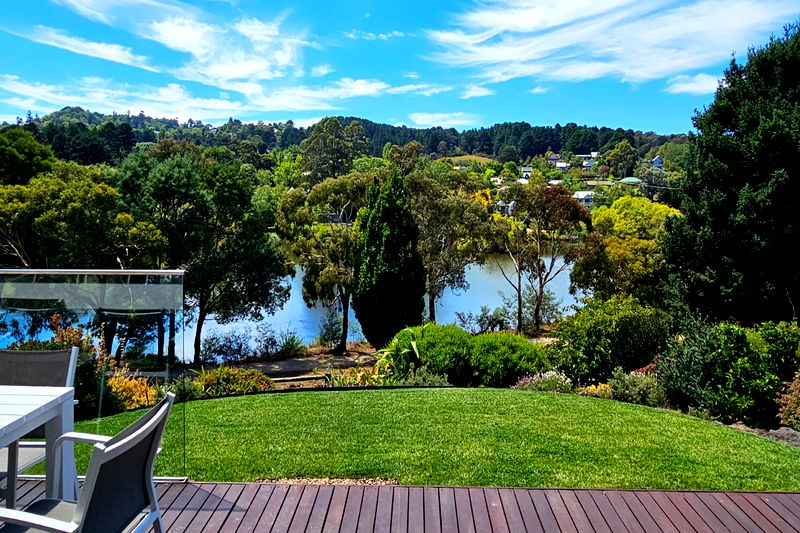 Province Lake House (With Car Parking)