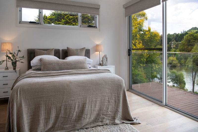 Province Lake House (With Car Parking)