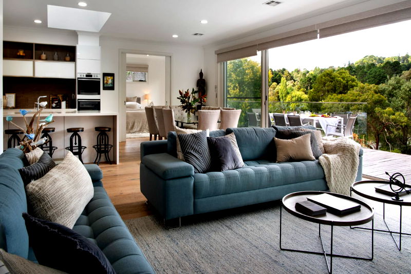 Province Lake House (With Car Parking)