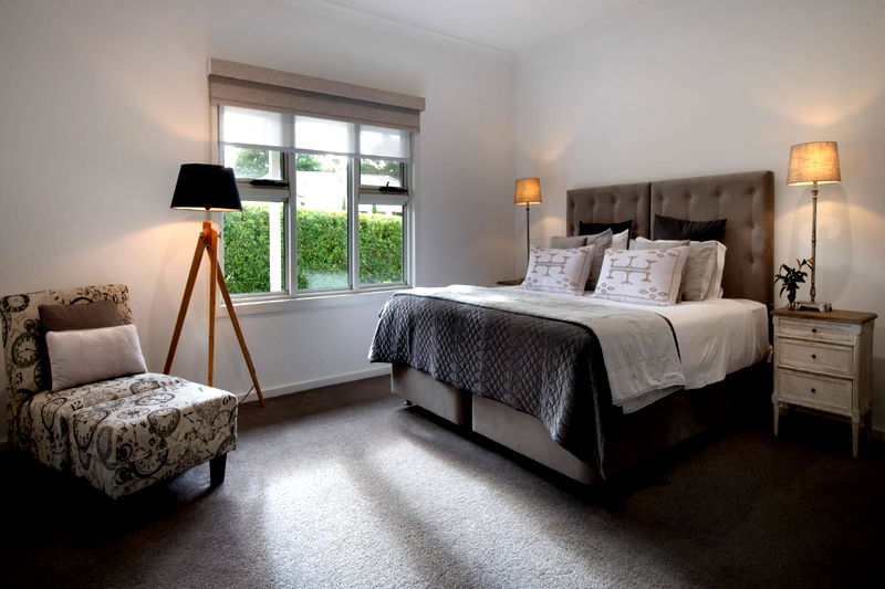 Province Lake House (With Car Parking)