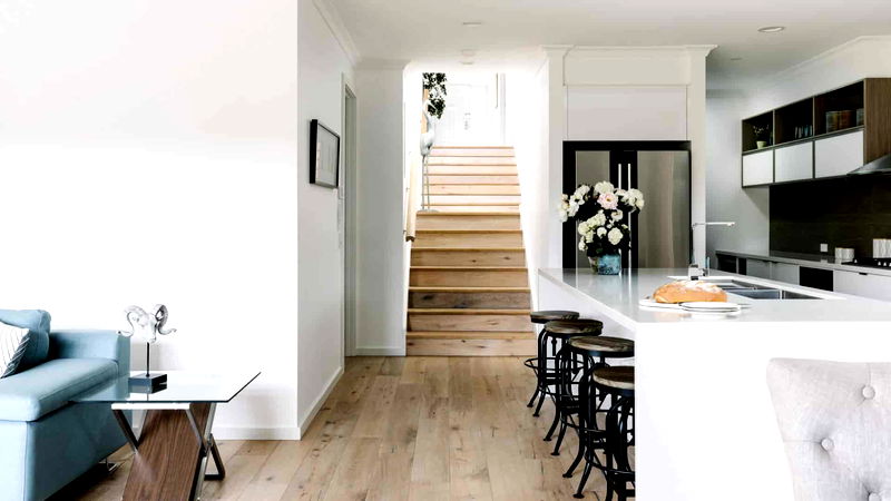 Province Lake House (With Car Parking)