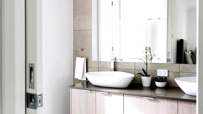 Province Lake House (With Car Parking)