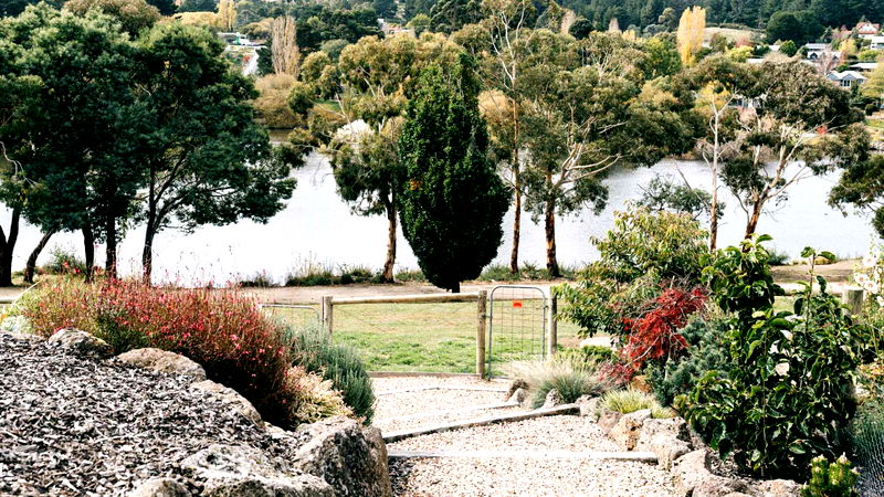Province Lake House (With Car Parking)