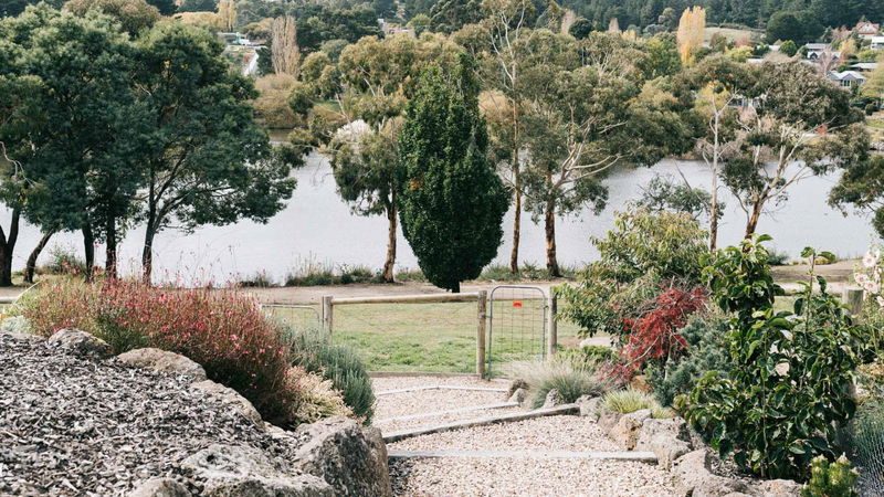 Province Lake House (With Car Parking)