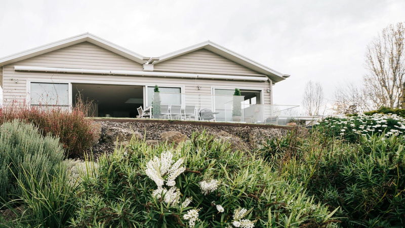 Province Lake House (With Car Parking)