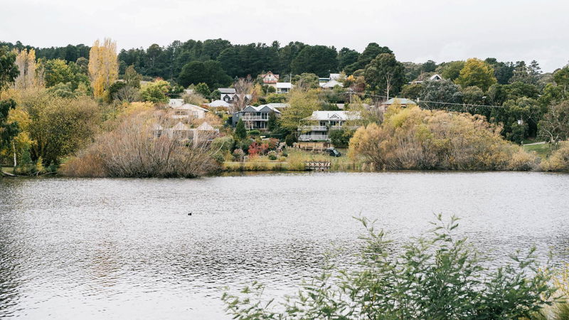 Province Lake House (With Car Parking)