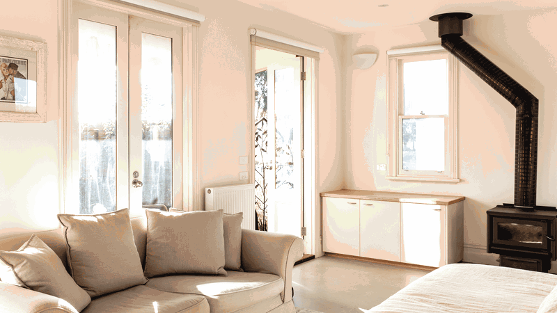 Royal Standard Farm (With Car Parking)