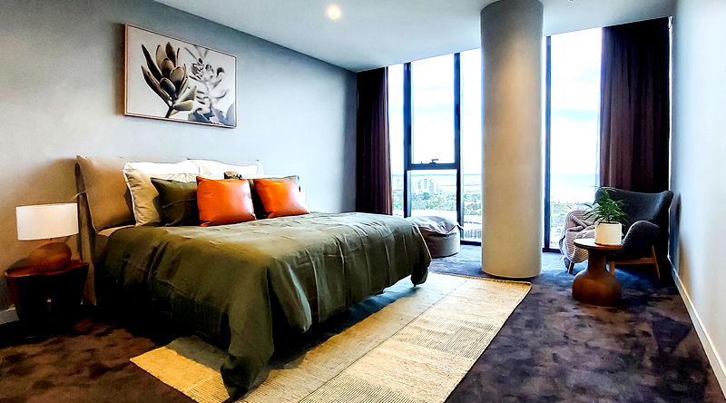 Port Melbourne Penthouse (Heated Pool)