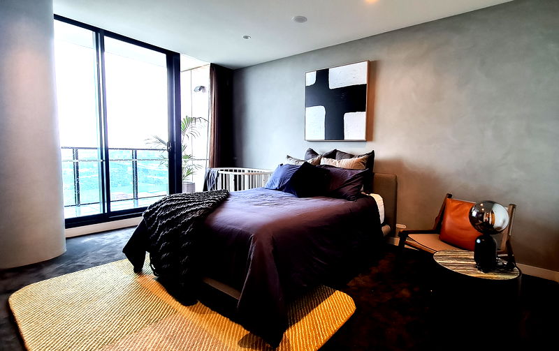 Port Melbourne Penthouse (Heated Pool)