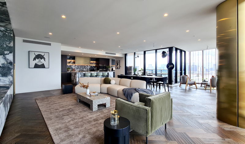 Port Melbourne Penthouse (Heated Pool)