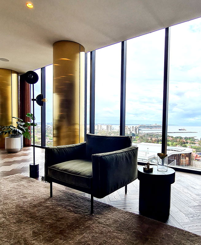 Port Melbourne Penthouse (Heated Pool)