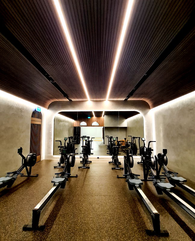 Port Melbourne Penthouse (Heated Pool)