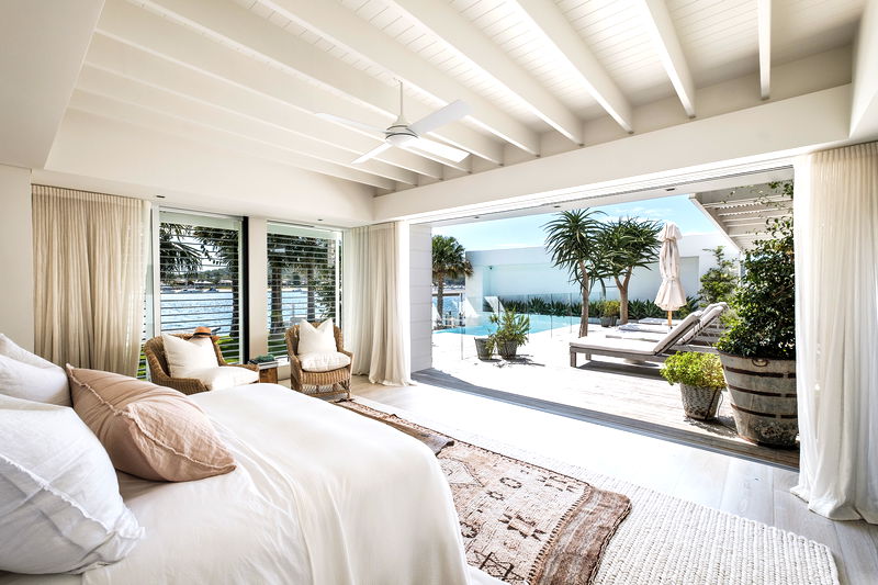 Wagstaffe Tropics (Walk to Beach)