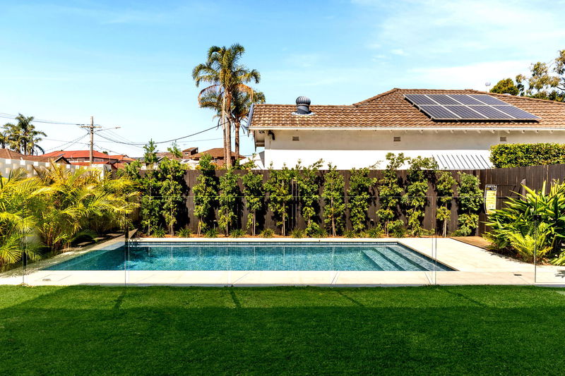 Bondi Pool Oasis (Walk to the beach)