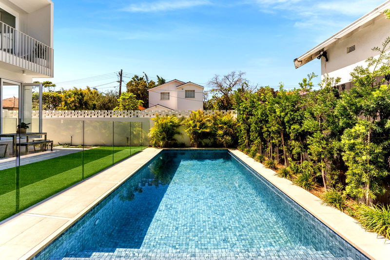 Bondi Pool Oasis (Walk to the beach)