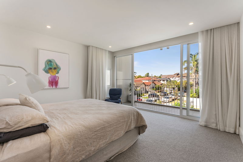 Bondi Pool Oasis (Walk to the beach)