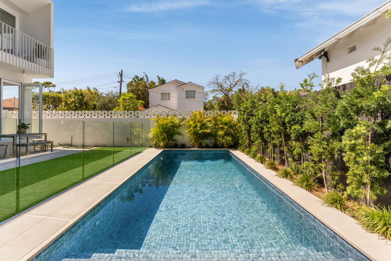 Bondi Pool Oasis (Walk to the beach)