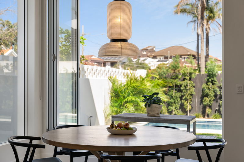 Bondi Pool Oasis (Walk to the beach)