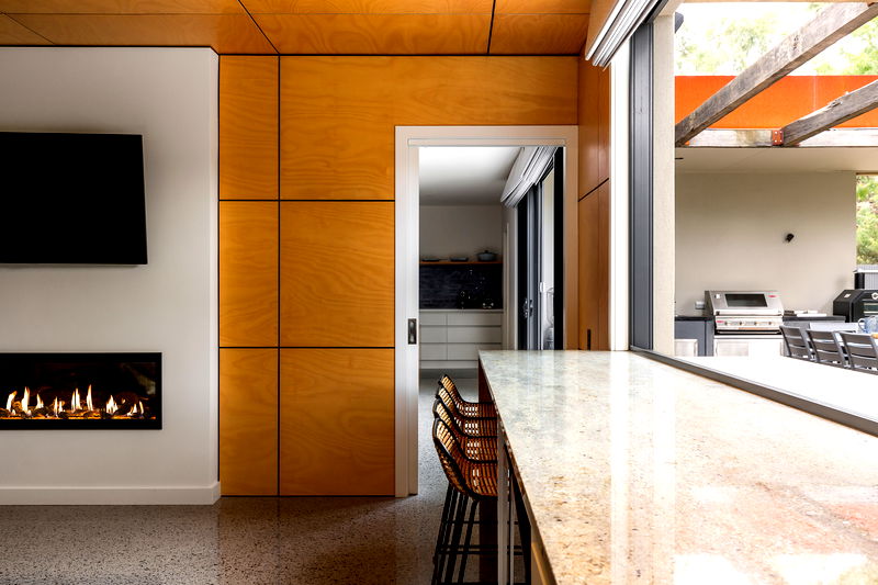 Bali Hi (Walk to Beach)