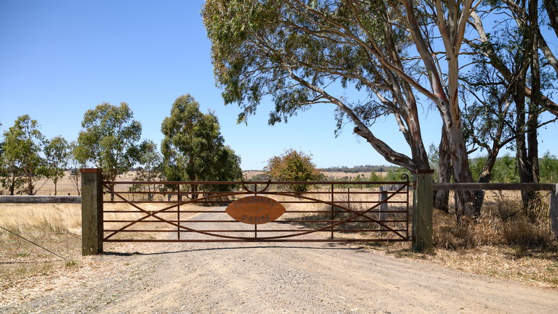 Fassway Farm (Heated Pool)