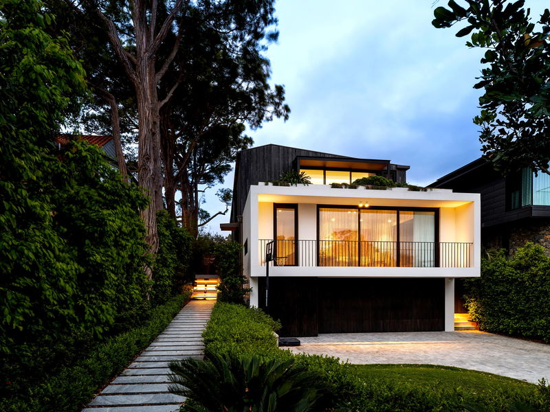 Clifton Modern Luxe (Heated Pool)