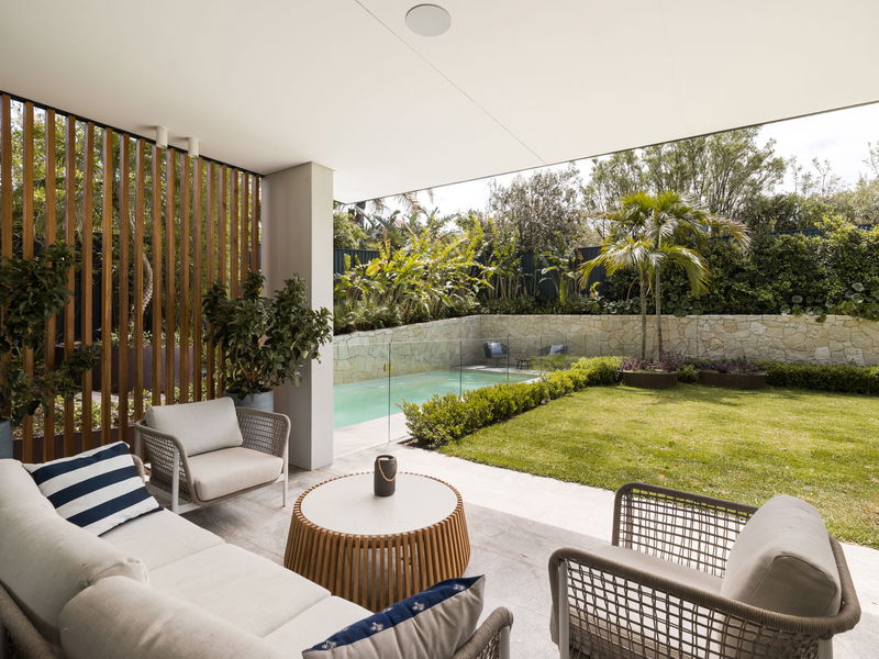 Clifton Modern Luxe (Heated Pool)