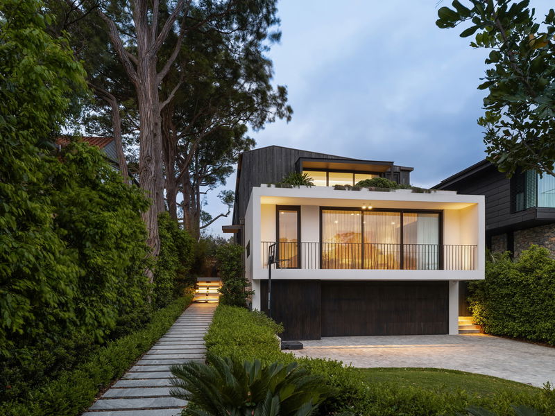 Clifton Modern Luxe (Heated Pool)