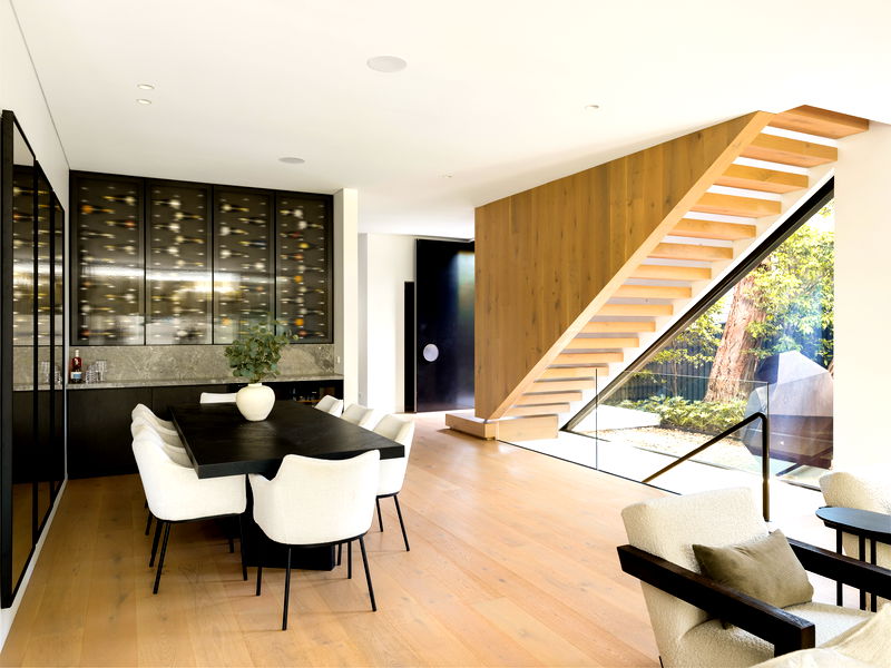 Clifton Modern Luxe (Heated Pool)