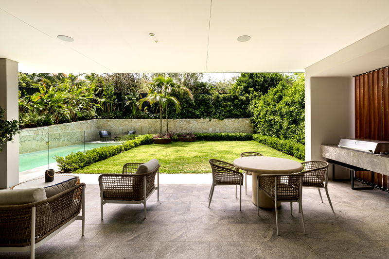 Clifton Modern Luxe (Heated Pool)