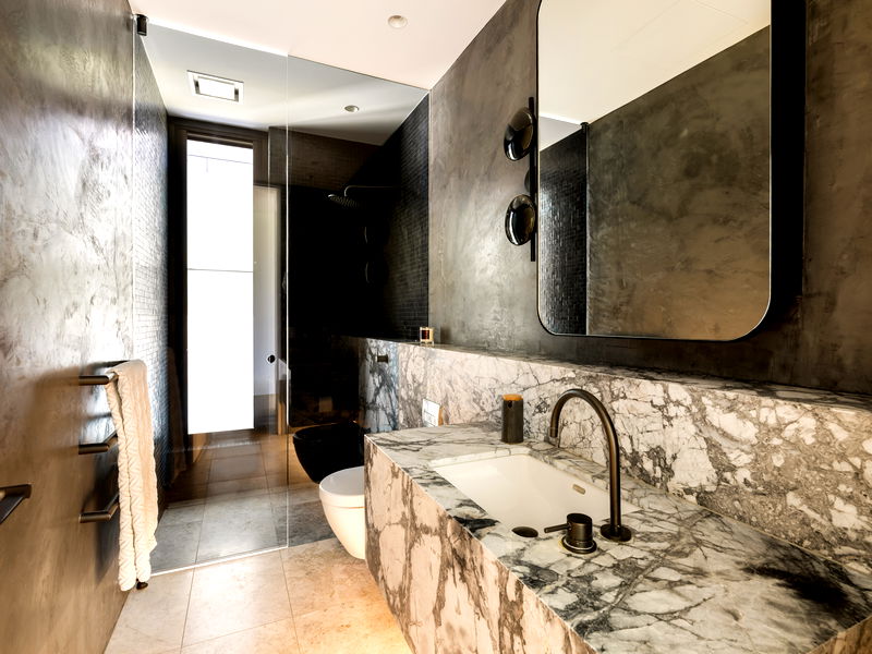 Clifton Modern Luxe (Heated Pool)