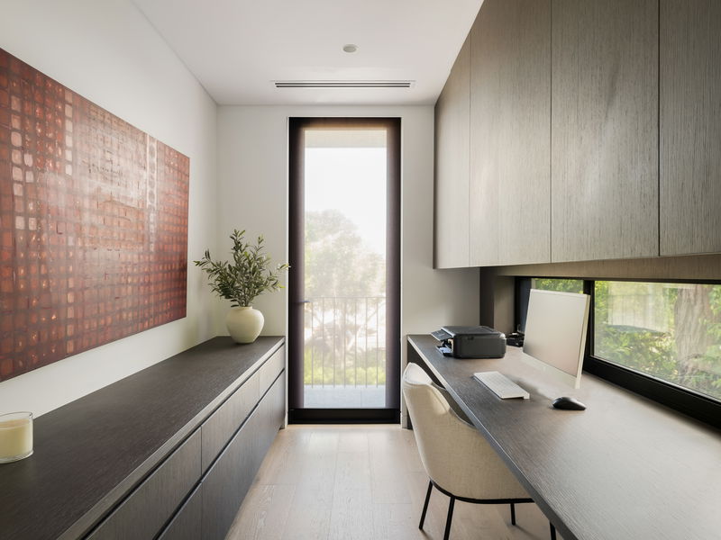 Clifton Modern Luxe (Heated Pool)