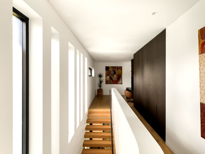 Clifton Modern Luxe (Heated Pool)