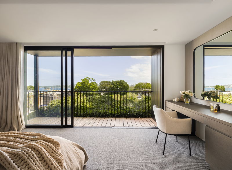 Clifton Modern Luxe (Heated Pool)