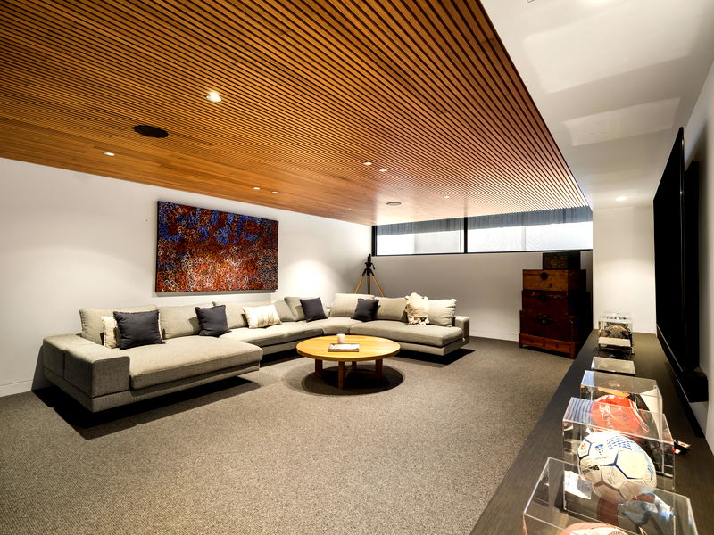 Clifton Modern Luxe (Heated Pool)