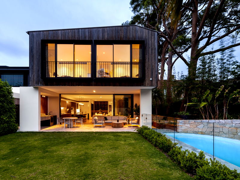 Clifton Modern Luxe (Heated Pool)