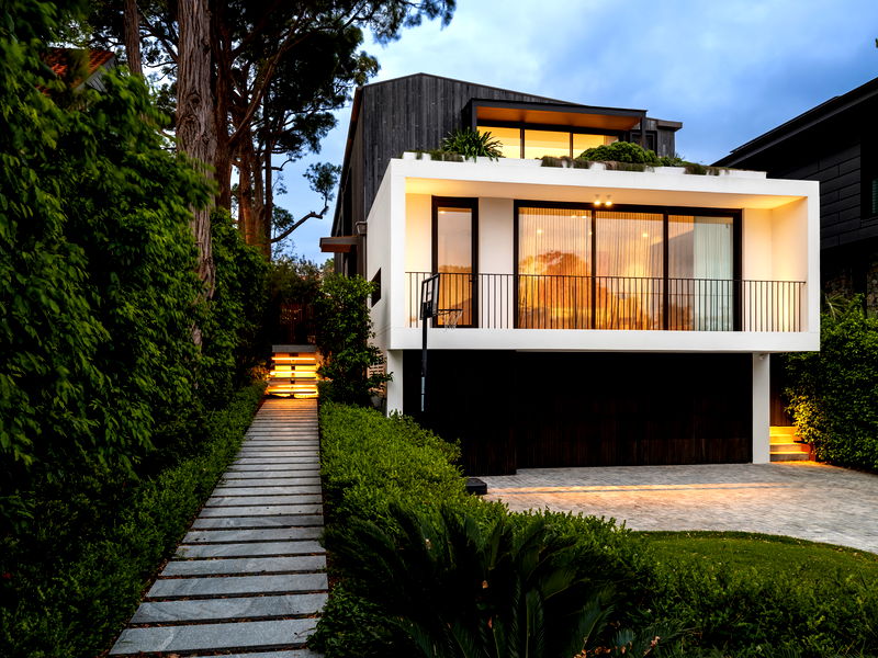 Clifton Modern Luxe (Heated Pool)