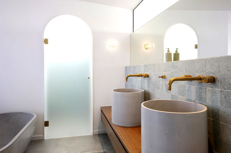 The Marlin (Walk to Beach)