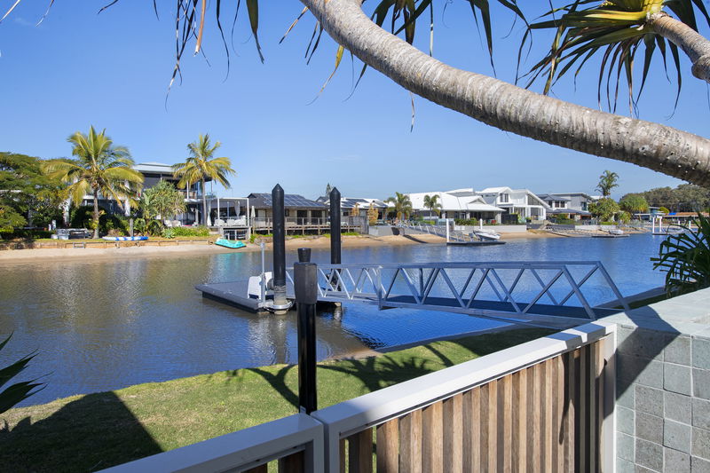 The Marlin (Walk to Beach)