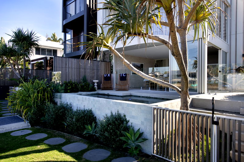 The Marlin (Walk to Beach)