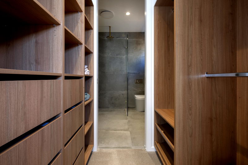 The Marlin (Walk to Beach)