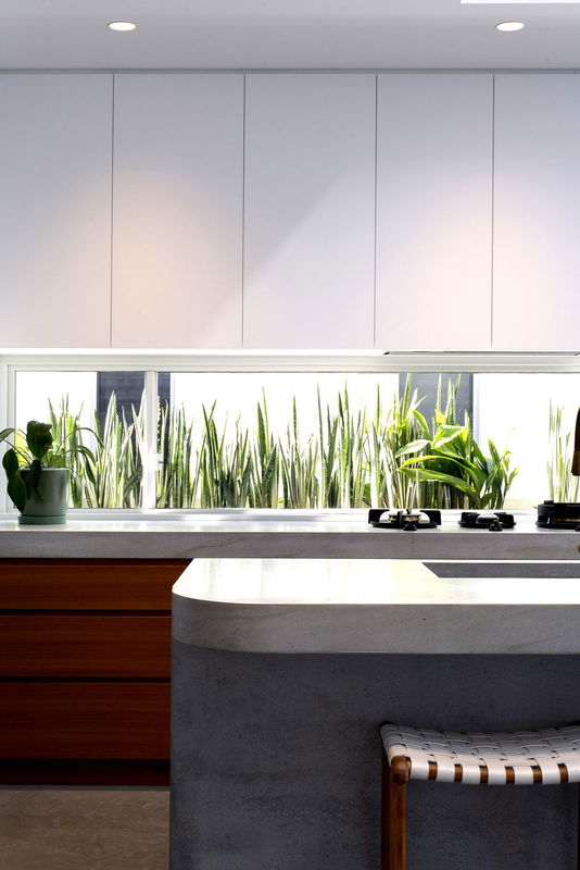 The Marlin (Walk to Beach)