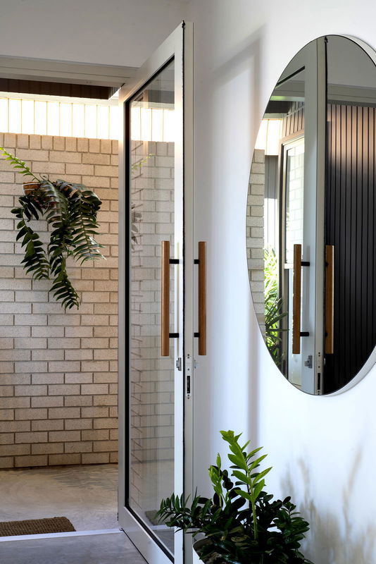 The Marlin (Walk to Beach)